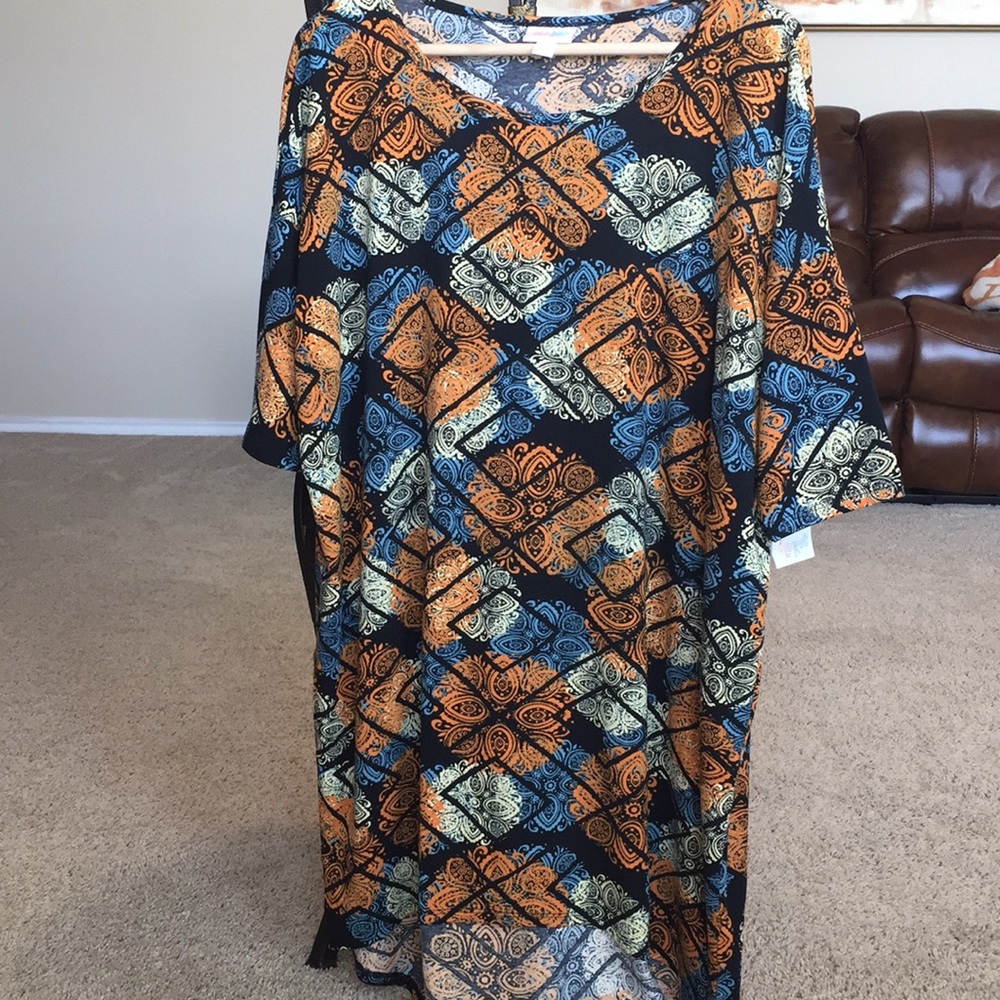 Lularoe Irma Top